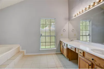 307 E Sutton Square, Stafford, TX 77477 - Photo 18
