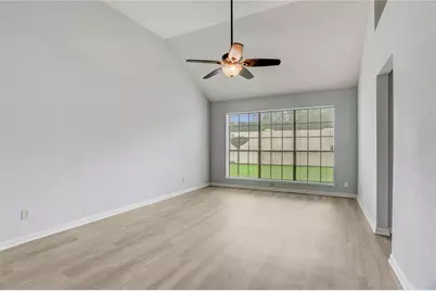 307 E Sutton Square, Stafford, TX 77477 - Photo 16