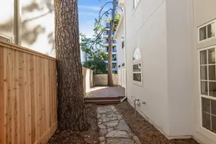 14 Pinewold Ct, Houston, TX 77056 - Photo 40