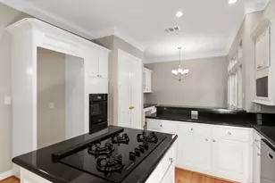 14 Pinewold Ct, Houston, TX 77056 - Photo 16