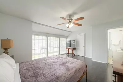 10188 Beekman Place Drive, Houston, TX 77043 - Photo 18