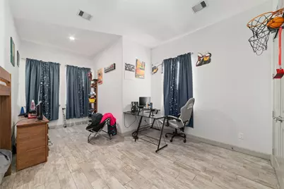 126 Comal Drive, Baytown, TX 77523 - Photo 24