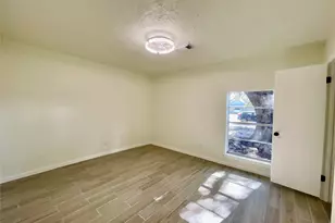 634 Twinbrooke Dr, Houston, TX 77037 - Photo 10