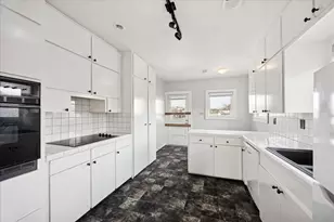 1758 Hawthorne St, Houston, TX 77098 - Photo 14