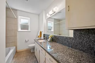 9766 Cedardale Dr, Houston, TX 77055 - Photo 30