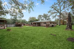 20271 Meadow Lake Rd, Cleveland, TX 77328 - Photo 24