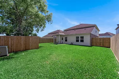 2073 Lepper Street, Alvin, TX 77511 - Photo 32