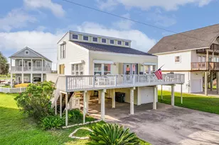 12600 W Ventura Dr, Galveston, TX 77554 - Photo 2