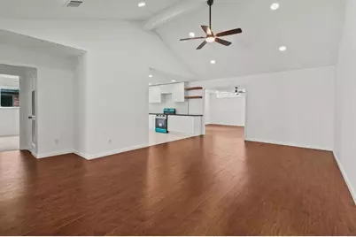 501 Valley Brook Drive, La Porte, TX 77571 - Photo 4