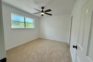 501 Valley Brook Dr, La Porte, TX 77571 - Photo 14