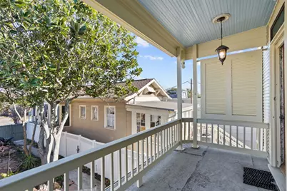 611 Church Street, Galveston, TX 77550 - Photo 32