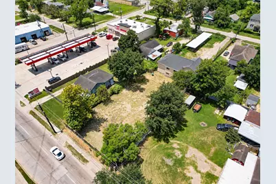 611 E Crosstimbers Street, Houston, TX 77022 - Photo 8
