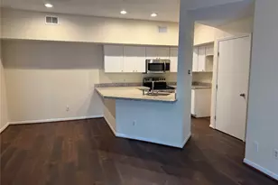 2121 El Paseo St, Houston, TX 77054 - Photo 2