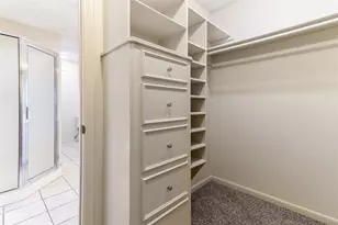 102 Paradise Valley Dr, West Columbia, TX 77486 - Photo 14