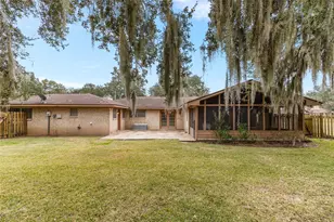 102 Paradise Valley Dr, West Columbia, TX 77486 - Photo 24