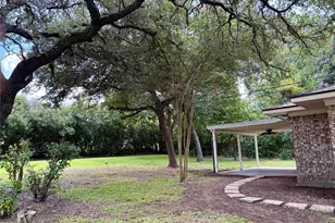 1801 Beazley St, Brenham, TX 77833 - Photo 22