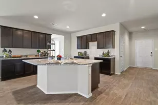 11202 34th Ave N, Texas City, TX 77591 - Photo 2
