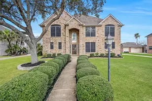 1915 Blue Quail Dr, Friendswood, TX 77546 - Photo 2