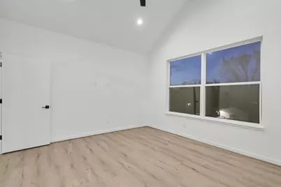 203 Danna Lane, Houston, TX 77009 - Photo 12