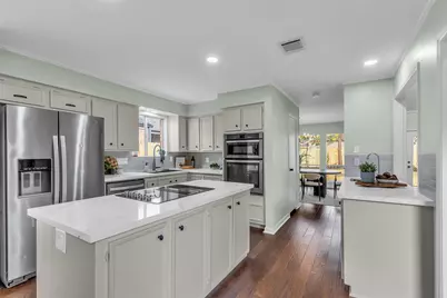 11407 Overbrook Lane, Houston, TX 77077 - Photo 10