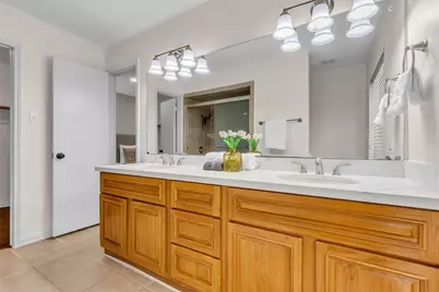 11407 Overbrook Lane, Houston, TX 77077 - Photo 22