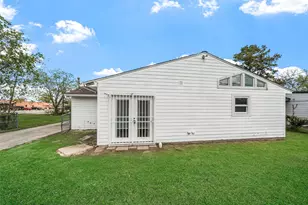 7303 Long Point Rd, Houston, TX 77055 - Photo 4