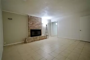 4430 Smooth Oak Ln, Houston, TX 77053 - Photo 4