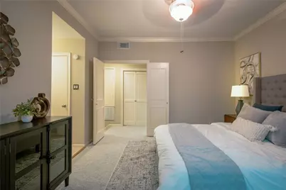 11711 Memorial Drive #367, Houston, TX 77024 - Photo 22