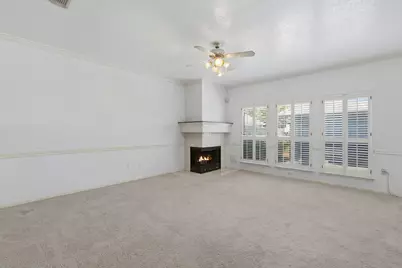 1321 El Camino Village Drive, Webster, TX 77058 - Photo 8
