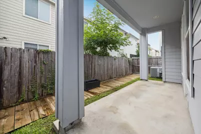 8812 Hollister Pine Court, Houston, TX 77080 - Photo 22