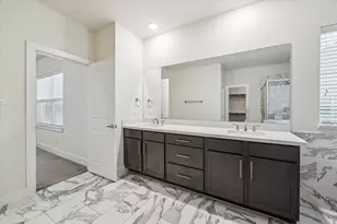 8812 Hollister Pine Ct, Houston, TX 77080 - Photo 14