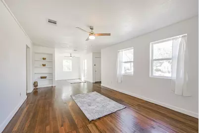 7546 Greendowns Street, Houston, TX 77087 - Photo 8