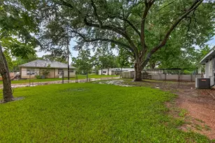 1115 Avenue E, Rosenberg, TX 77471 - Photo 32