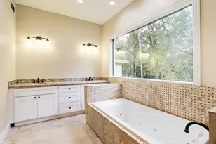 415 White Wing Ln, Houston, TX 77079 - Photo 14