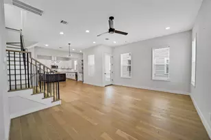 2206 Lou Ellen Ln, Houston, TX 77018 - Photo 14