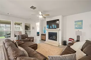 305 Royal Lily Trl, Montgomery, TX 77316 - Photo 8