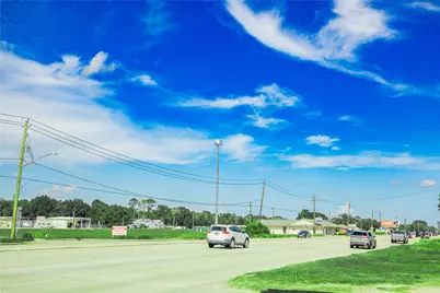 20230 Highway 6, Manvel, TX 77578 - Photo 12