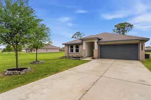 15145 Elizabeth Dr, Beaumont, TX 77705 - Photo 2