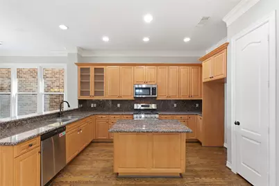 9295 Buffalo Speedway, Houston, TX 77025 - Photo 10