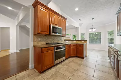 1743 Hill Top Lane, Kingwood, TX 77339 - Photo 16