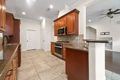 1743 Hill Top Lane, Kingwood, TX 77339 - Photo 16