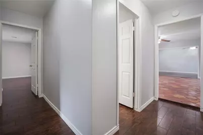 10010 Westview Drive, Houston, TX 77055 - Photo 16