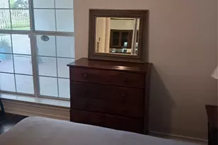 921 Marine Dr, Galveston, TX 77550 - Photo 8