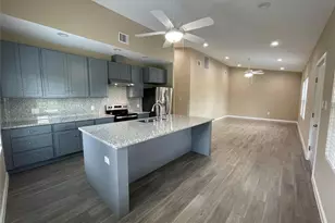 2210 Arapahoe Dr, Rosenberg, TX 77471 - Photo 4