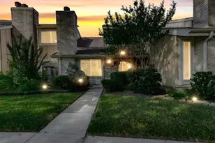 11609 Village Pl Dr, Houston, TX 77077 - Photo 4