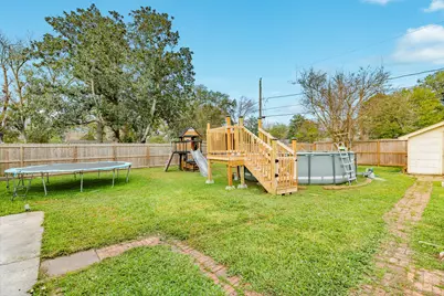 107 Gardenia Street, Lake Jackson, TX 77566 - Photo 20