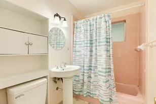 107 Gardenia St, Lake Jackson, TX 77566 - Photo 18