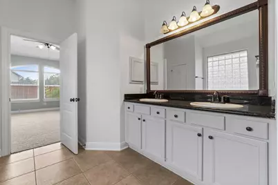 7 Fraiser Fir Place, Spring, TX 77389 - Photo 12