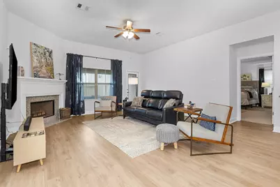 2618 Matterhorn Mist Drive, Rosharon, TX 77583 - Photo 8