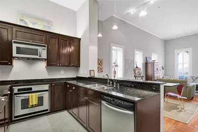 415 Kempner Street, Galveston, TX 77550 - Photo 12